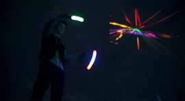 PixelJunk_4am_Dual-wielding.jpg